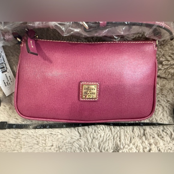NWT Dooney and Bourke Lexi crossbody in Violet - Picture 2 of 7